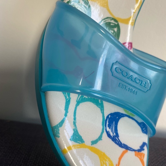 Coach Signature Sandal - Picture 6 of 9